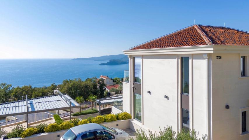 Blizikuce Contemporary 3bdr Villa