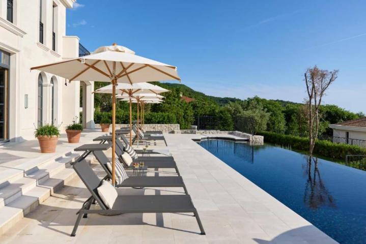 Exclusive Complex Of Three Villas For Rent