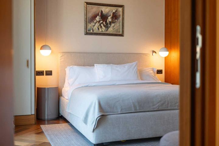 Exclusive 4 bedroom Elena Penthouse