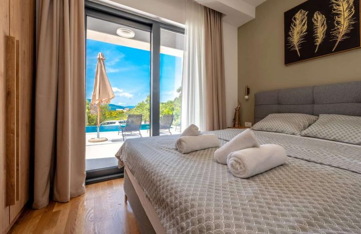 New 4 bedroom Villa, Mrcevac, Tivat