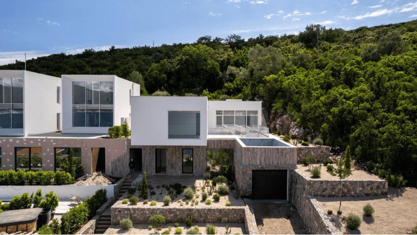 Contemporary 5 bedroom Villa Krasici