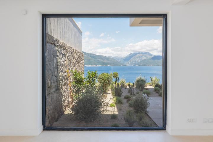 Contemporary 5 bedroom Villa Krasici