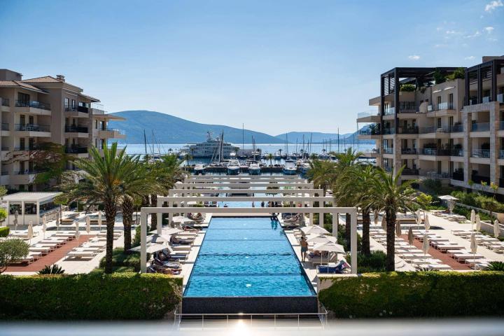 Exclusive 2 bedroom Apartment Elena