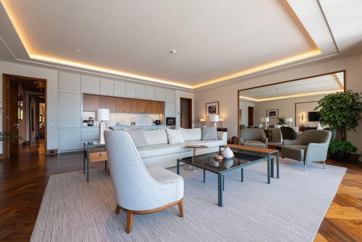 Exclusive 2 bedroom Apartment Elena