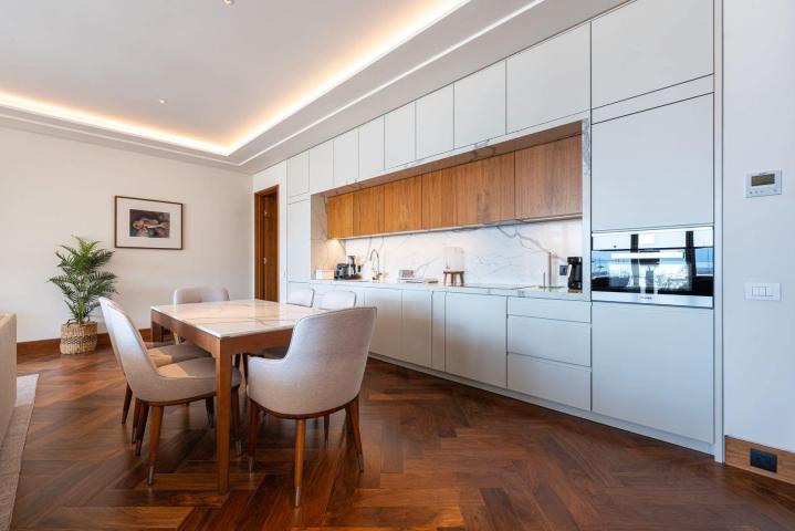 Exclusive 2 bedroom Apartment Elena