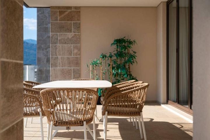 Luxury 4 bedroom Apartment in Elena Building