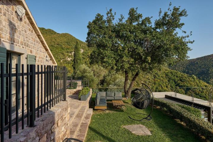 Historical Estate With Private Pool, Tivat