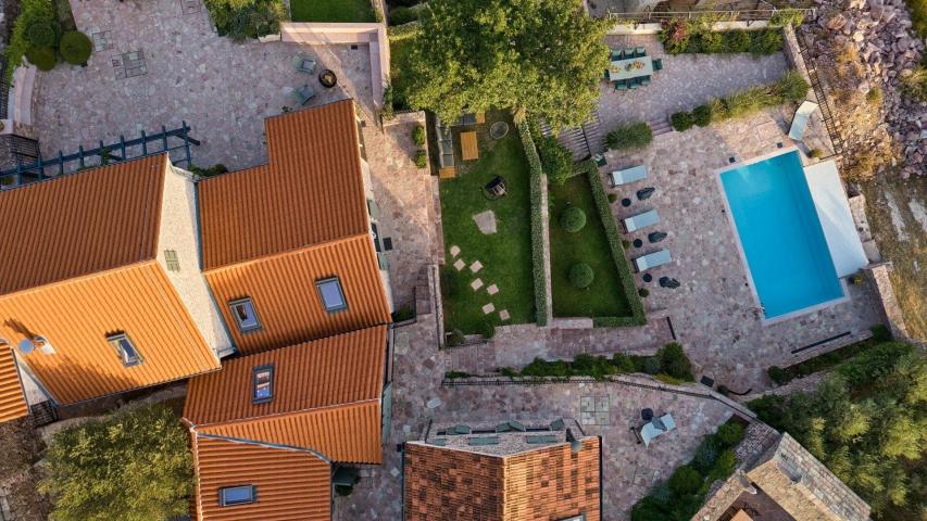 Historical Estate With Private Pool, Tivat