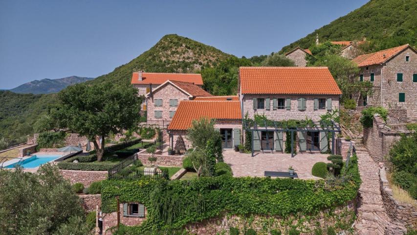 Historical Estate With Private Pool, Tivat