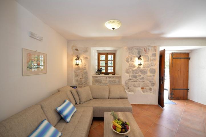 Historical stone villa Prcanj