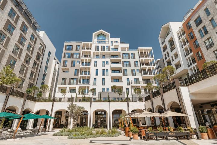 Mistral Studio Apartment Boka Place
