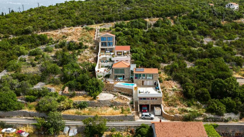 Contemporary estate Klinci