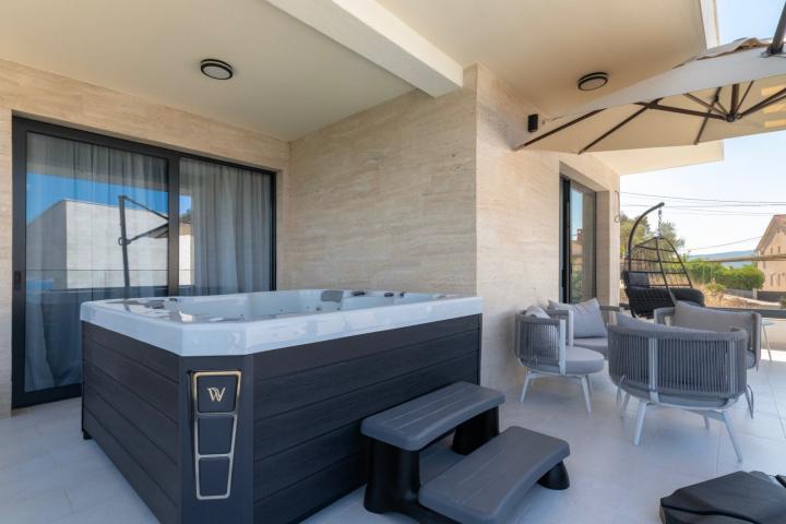 Furnished 4 bedroom Villa Marici for Rent
