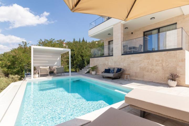 Furnished 4 bedroom Villa Marici for Rent