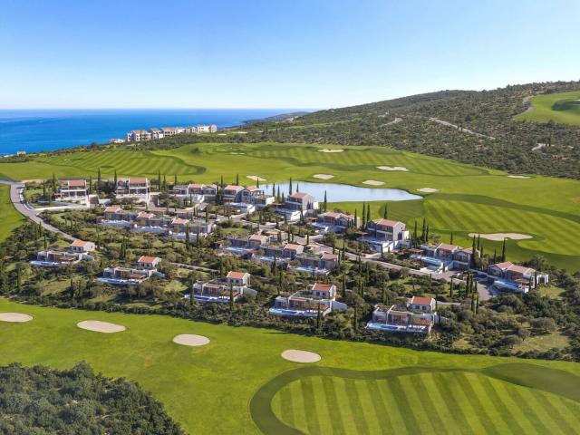 Luxurious Three-bedroom Villa, Lustica Bay