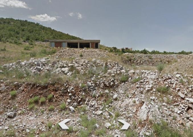 Građevinski plac 1.880m2, Rogami - Podgorica