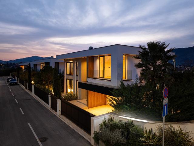 Modern Four Bedroom Villa Podgorica