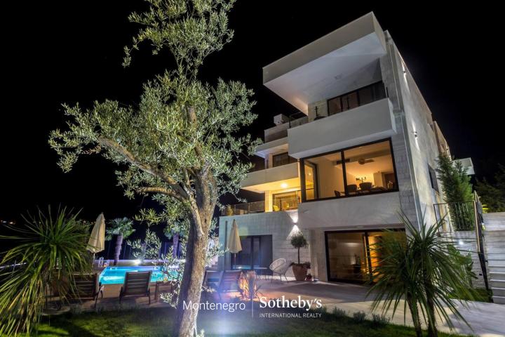 Villa Olive Djenovici