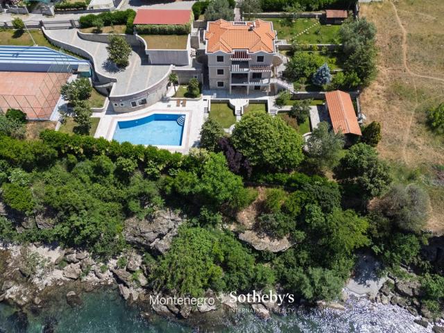 Unique Riverside Estate