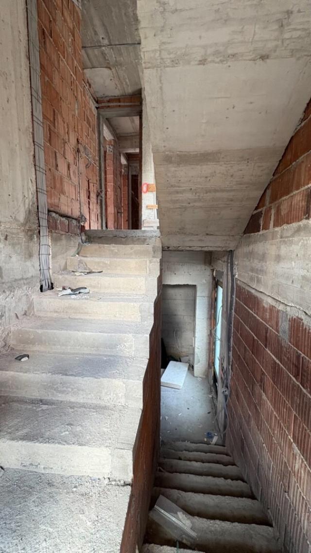 Prodaja, Kuća, 300m2 , Tivat