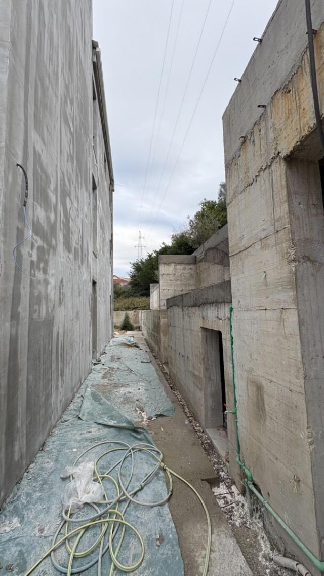 Prodaja, Kuća, 300m2 , Tivat