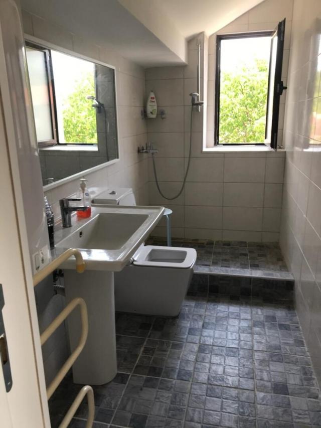 Prodaja, Kuća, 630m2 , Tivat