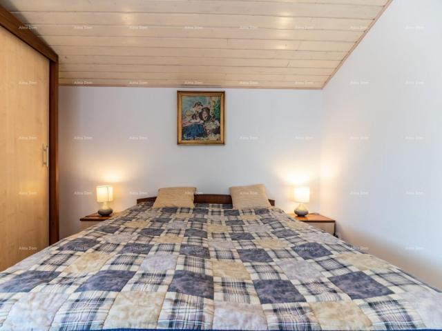 Kuća Apartmanska kuća s bazenom!Blizina mora i plaže!  Peroj. 