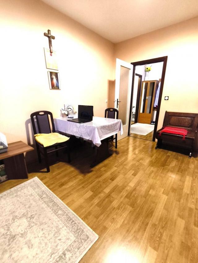 Jednosoban stan na odličnoj lokaciji u Osijeku – idealan za život ili investiciju!