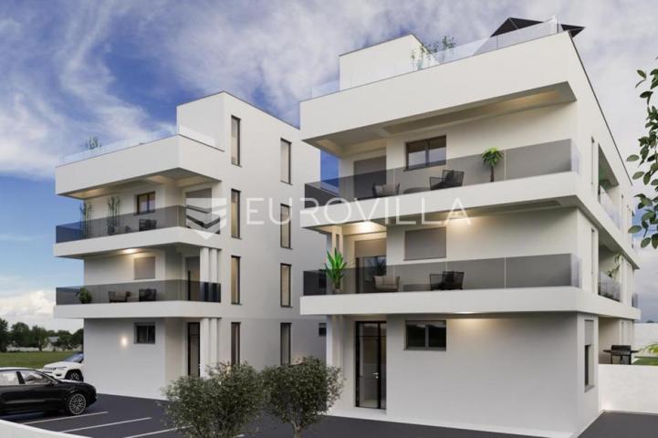 Zadar, Petrčane, penthouse s privatnom krovnom terasom i panoramskim pogledom na more, Punta Radman