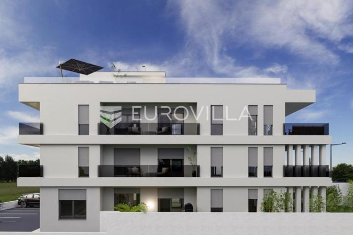 Zadar, Petrčane, penthouse s privatnom krovnom terasom i panoramskim pogledom na more, Punta Radman