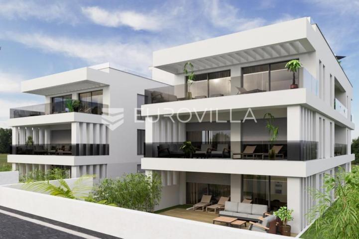 Zadar, Petrčane, penthouse s privatnom krovnom terasom i panoramskim pogledom na more, Punta Radman