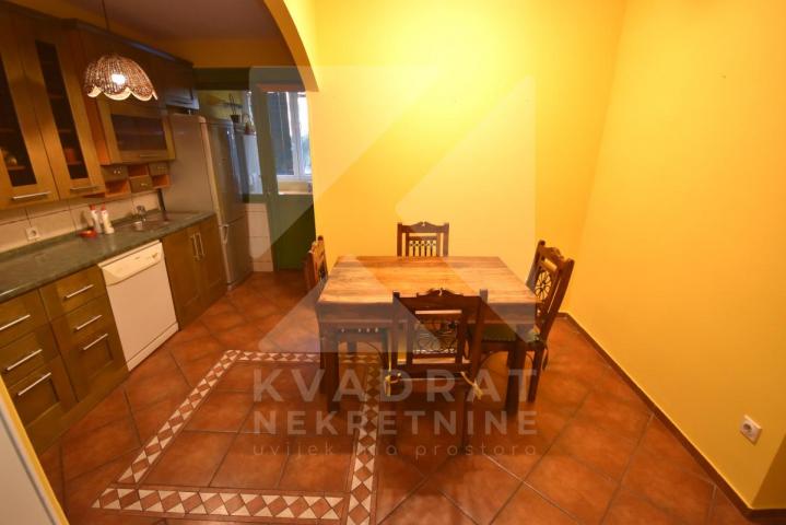 Izdavanje, Dvosoban stan, Podgorica, Preko Morače, 67m2