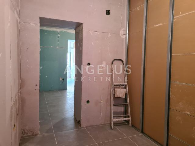 Pula, Center - apartment with a yard, 55m2, for sale!