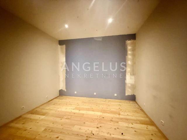Zagreb, Centar -Martićeva ulica, lokal, 28 +17m2