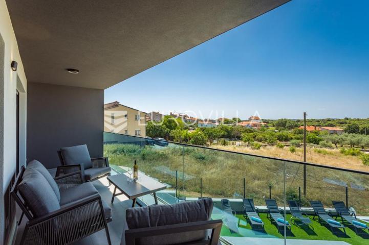 Istra, Štinjan, dugoročni najam stana 110 m² s tri spavaće sobe