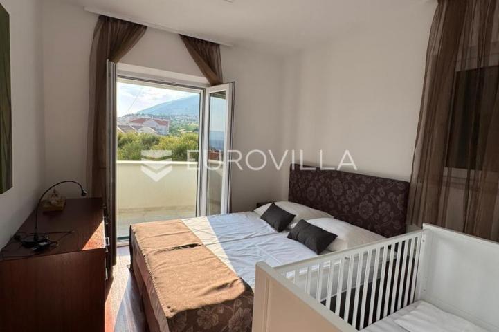 Brač, Bol, penthouse na atraktivnoj lokaciji
