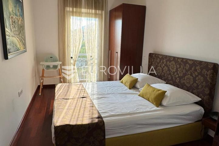 Brač, Bol, penthouse na atraktivnoj lokaciji