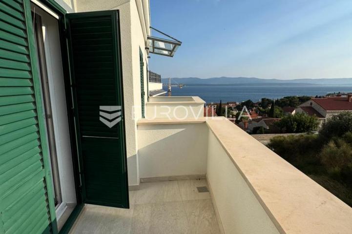 Brač, Bol, penthouse na atraktivnoj lokaciji