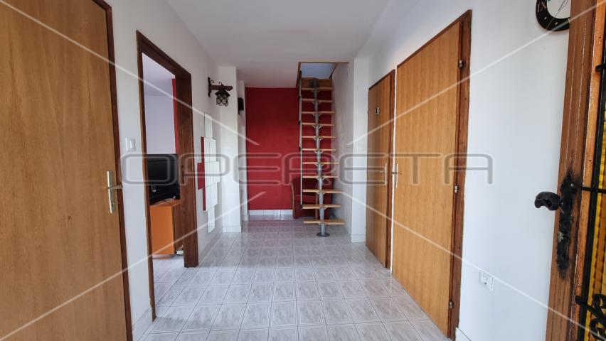 Kuća sa otvorenim pogledom na more i zadarsko područje, Ugljan, 310 m2