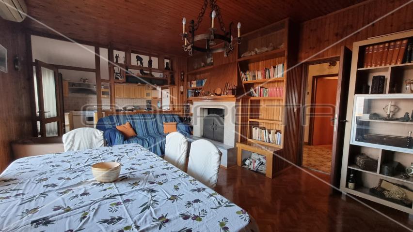 Kuća sa otvorenim pogledom na more i zadarsko područje, Ugljan, 310 m2
