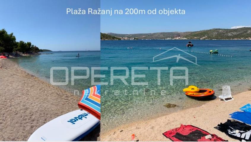 Novogradnja Ražanj, 70 m od mora, stan s balkonom i pogledom