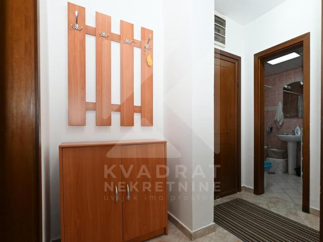 Izdavanje, Jednosoban stan, Podgorica, Stara Varoš, 51m2