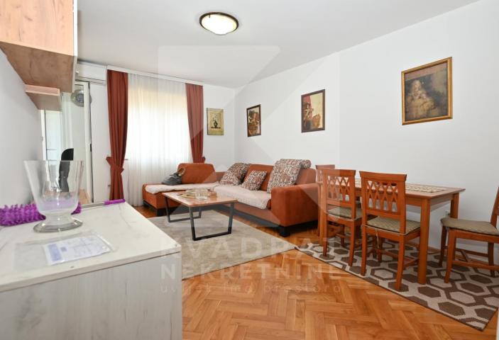 Izdavanje, Jednosoban stan, Podgorica, Stara Varoš, 51m2