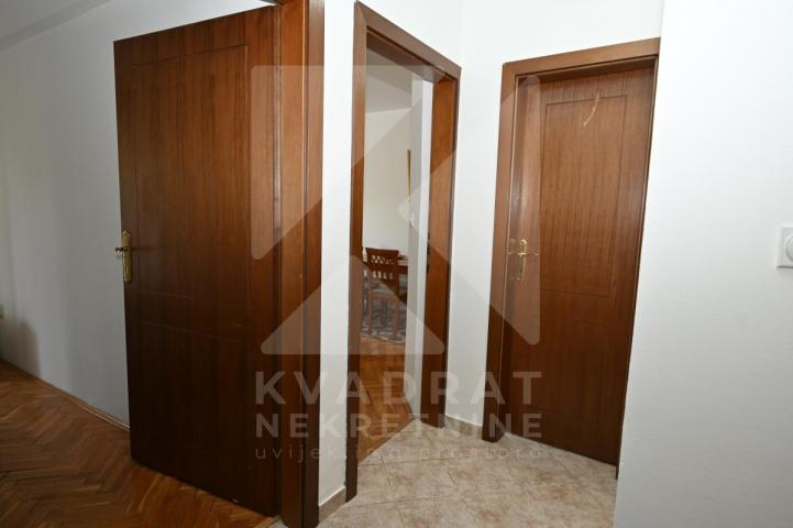 Izdavanje, Jednosoban stan, Podgorica, Stara Varoš, 51m2