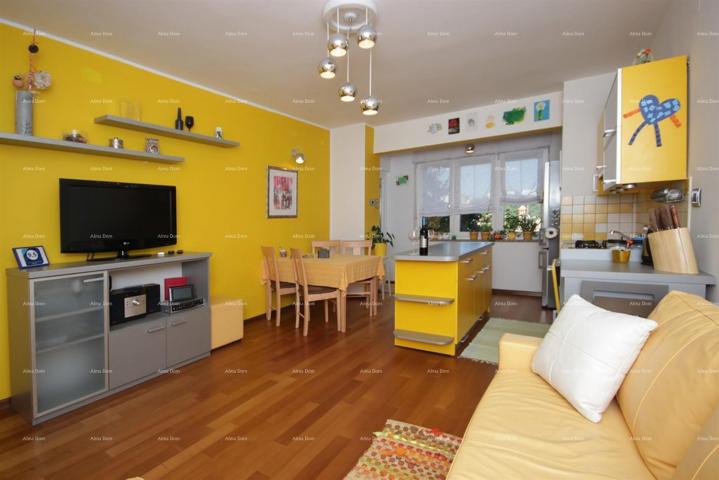 Wohnung Verkauf einer Wohnung in Pula – ausgezeichnete Lage, komplett renoviert