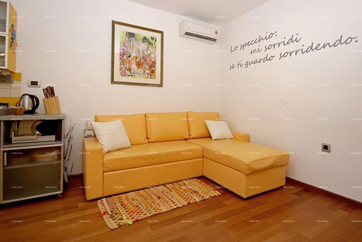 Wohnung Verkauf einer Wohnung in Pula – ausgezeichnete Lage, komplett renoviert
