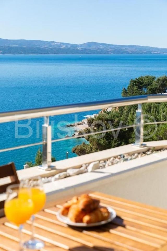 Prekrasan stan u Omišu s otvorenim pogledom