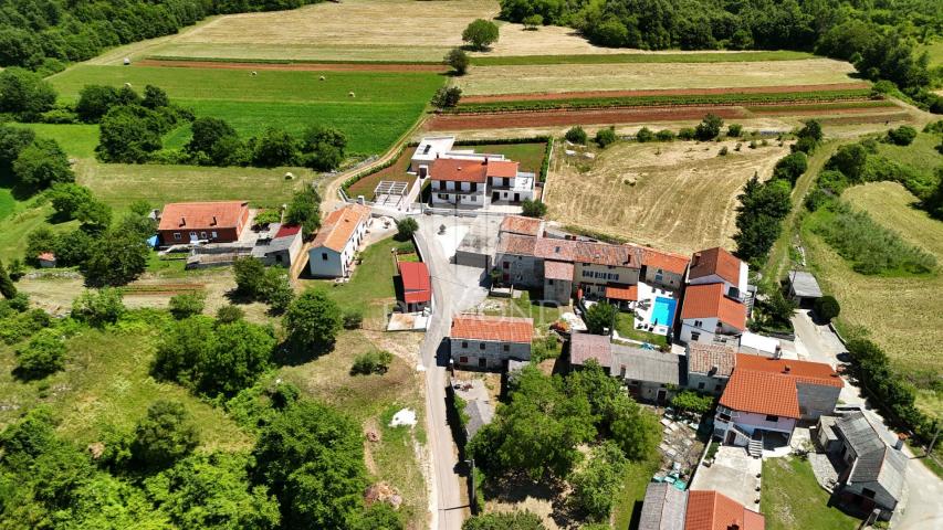 Žminj, okolica, građevinsko zemljište sa velikim potencijalom