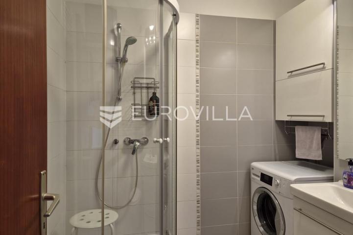 Zagreb, Novi Zagreb, Dugave dvosoban stan 53 m², 4. kat, lift