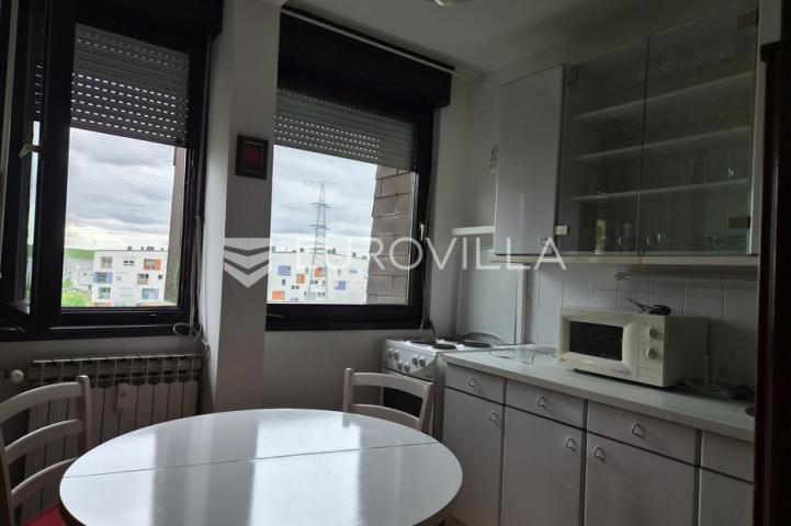 Zagreb, Novi Zagreb, Dugave dvosoban stan 53 m², 4. kat, lift